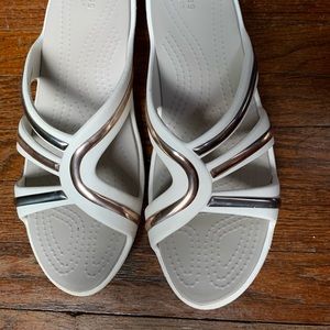 Crocs Metallic White Wedges